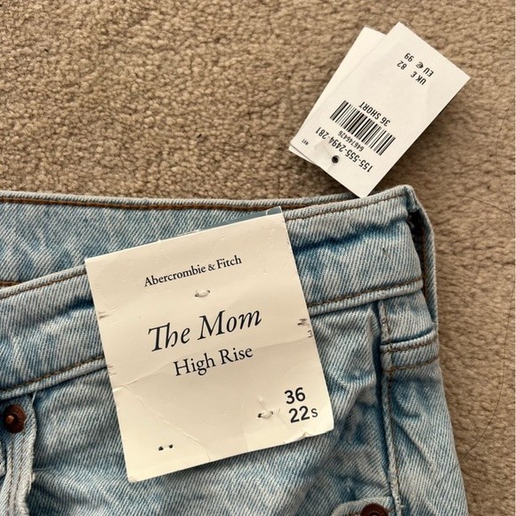 NWT Abercrombie & Fitch The Mom High Rise Distressed Jeans 36 - Picture 11 of 14